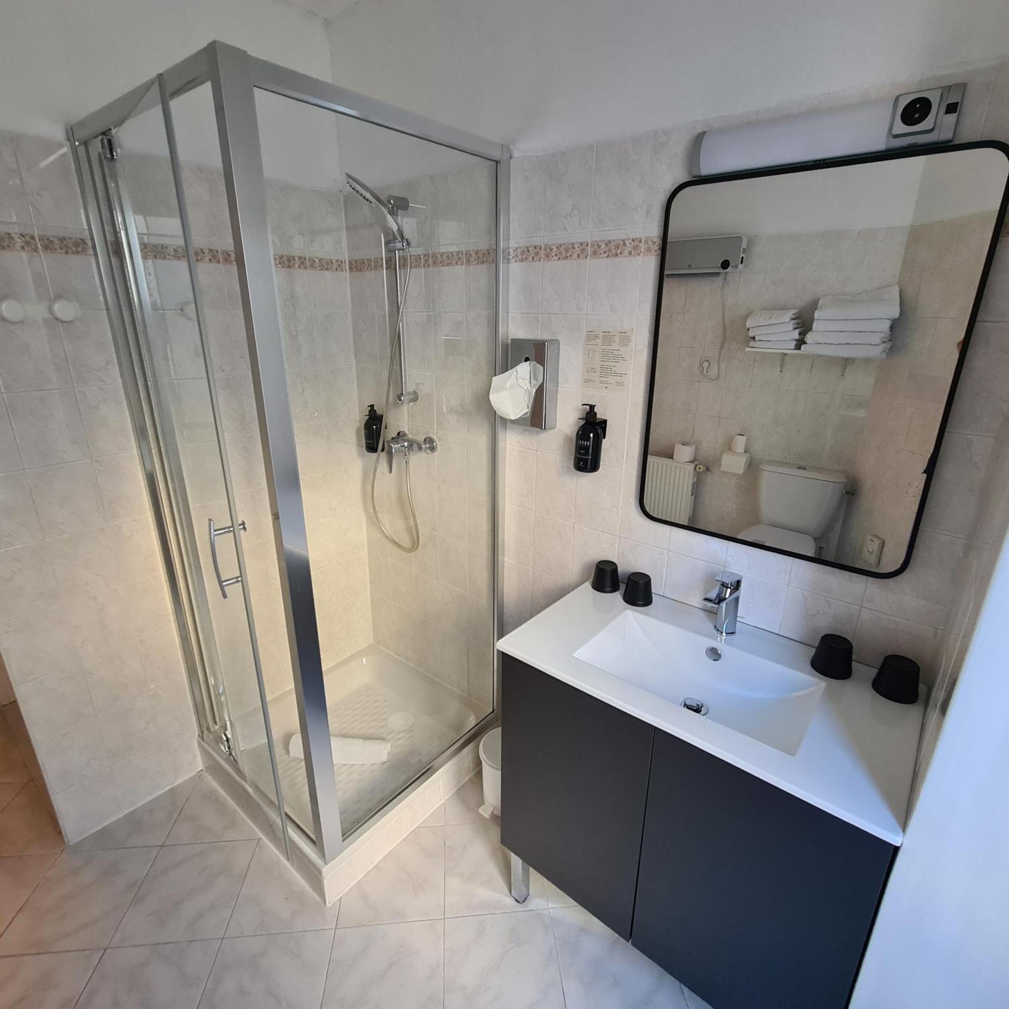Le Grand Hotel Barcelonnette Kültér fotó